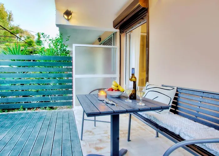 아파트 Mon Repos Retreat, Corfu Serviced Anemomylos