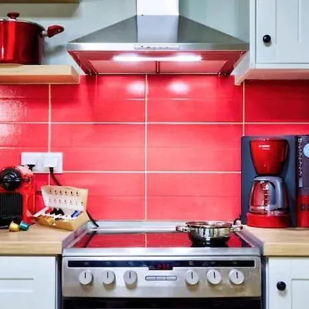 Mon Repos Retreat, Corfu Serviced アパート Anemómylos